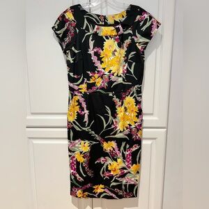 Dressbarn Dress Size 6 Floral With Pockets Modest Preowned